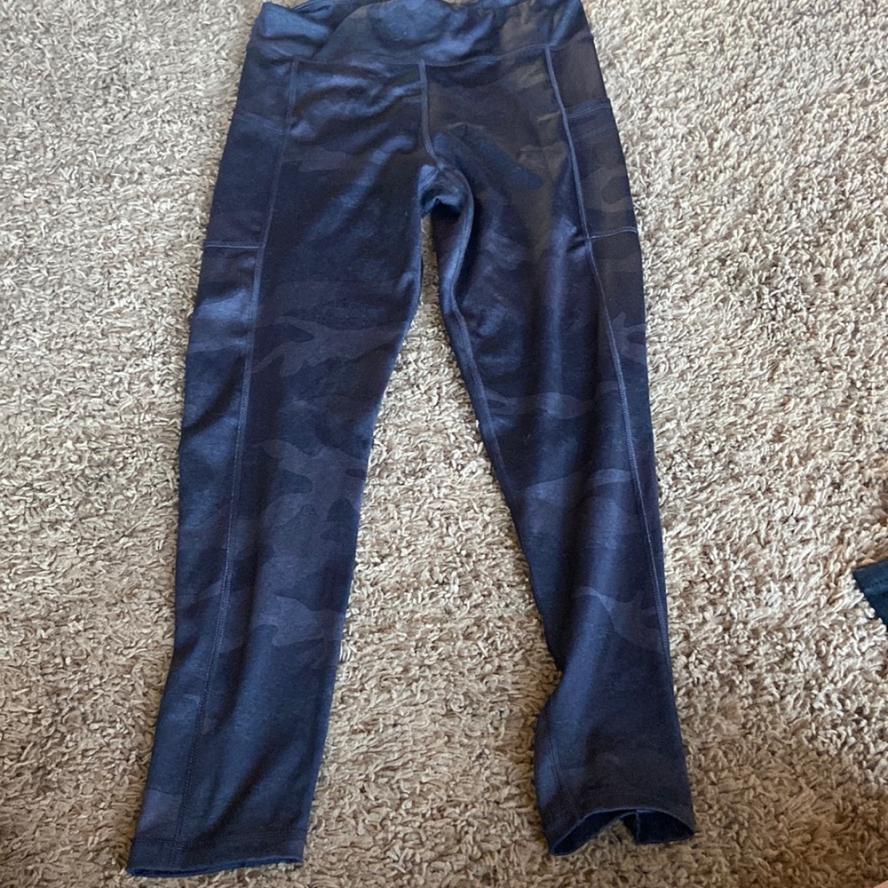 Camo black leggings